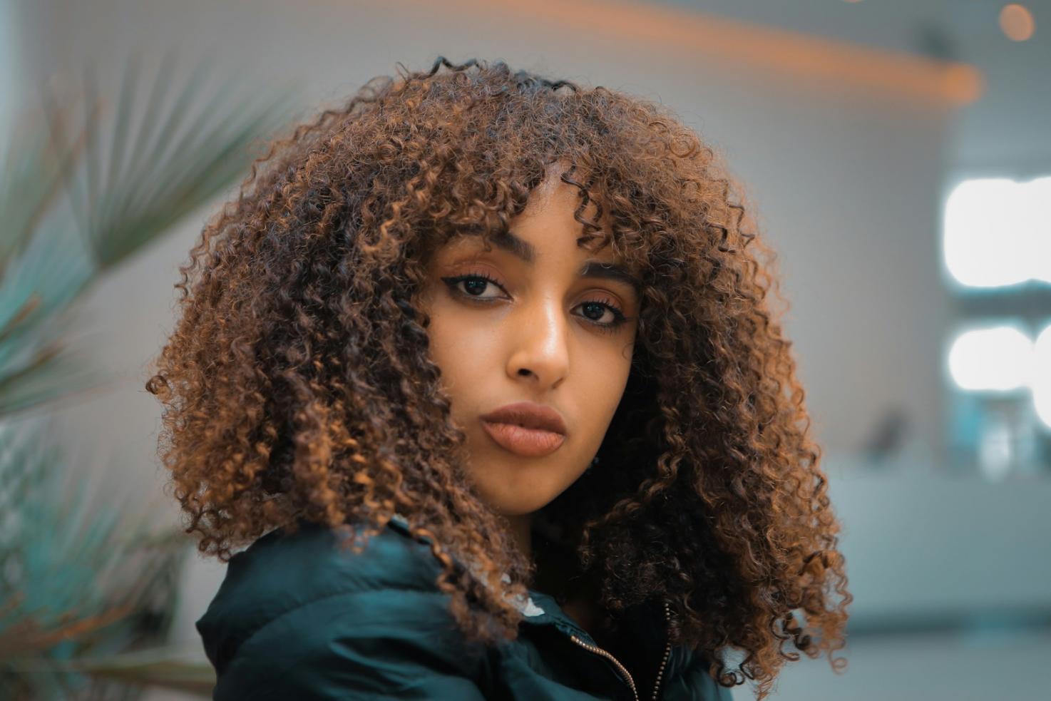 Професійна техніка роботи з волоссям